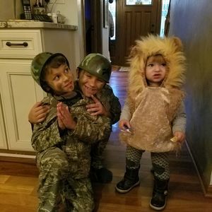 Meet your Posher, Guzel